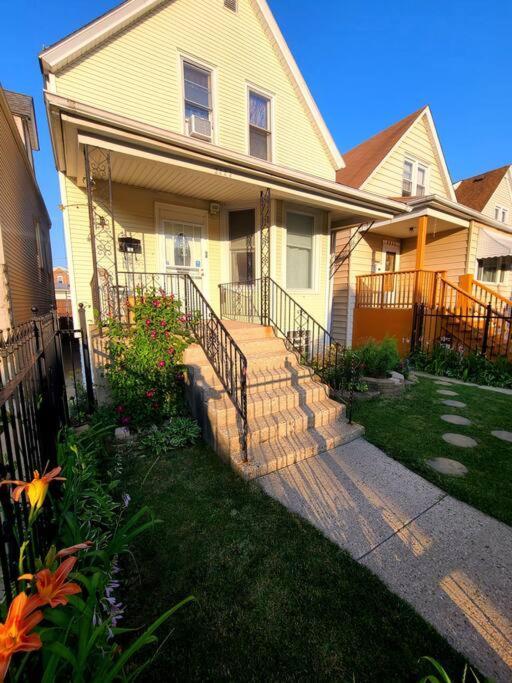Apartamento Hermosa House Apartment - Peaceful Quiet 3Br, Free Street Parking, Solar Powered, By Logan Square