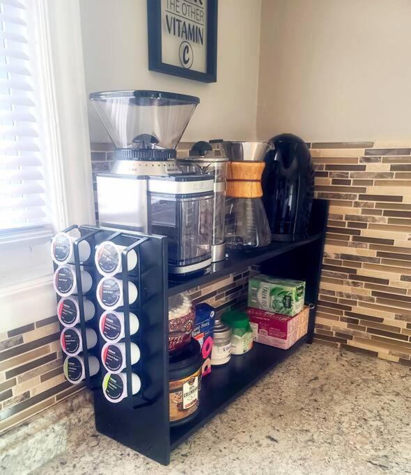 Hermosa House Apartment - Peaceful Quiet 3Br, Free Street Parking, Solar Powered, By Logan Square * Chicago