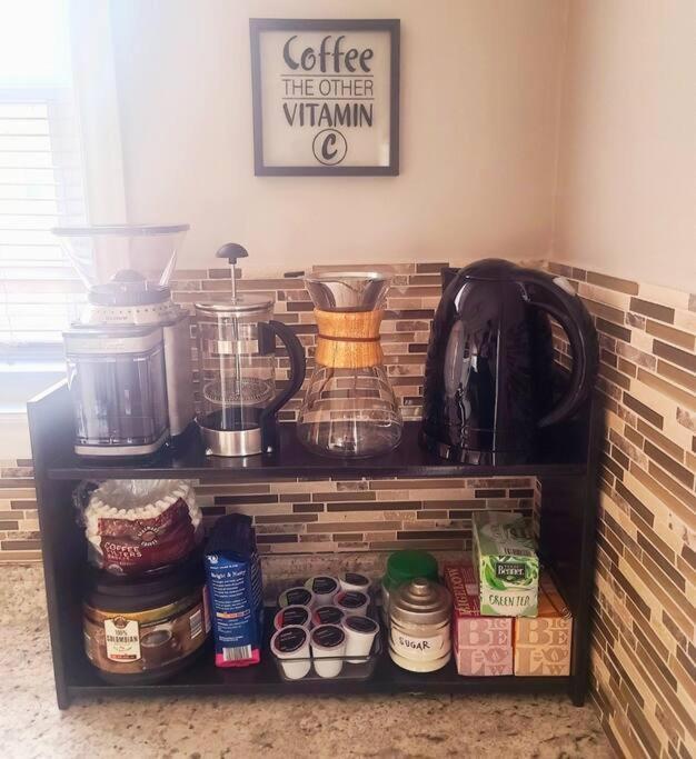 Hermosa House Apartment - Peaceful Quiet 3Br, Free Street Parking, Solar Powered, By Logan Square *