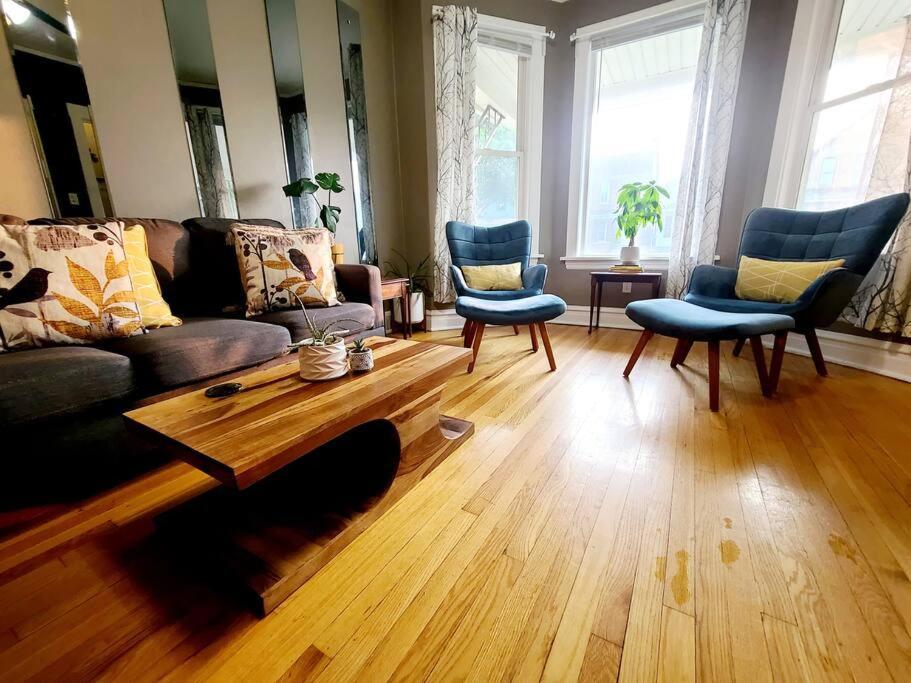 Hermosa House Apartment - Peaceful Quiet 3Br, Free Street Parking, Solar Powered, By Logan Square Apartamento Chicago